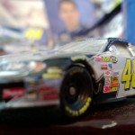 1/64 scale die-cast.